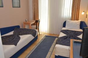 A seating area at Hotel Dragović Smederevo
