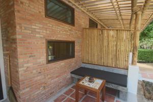 Ein Balkon oder eine Terrasse in der Unterkunft Coco Lanta Resort - SHA Extra Plus