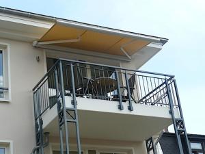 Balkon atau teras di Villa Louise