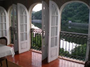 Uma varanda ou terraço em Casa da Figueira Velha
