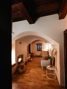 Μια τηλεόραση ή/και κέντρο ψυχαγωγίας στο Boutique Hotel Romantick
