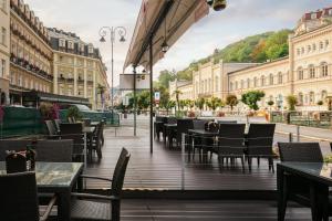 Restoran või mõni muu söögikoht majutusasutuses Hotel Ruze