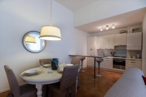 Kuchyňa alebo kuchynka v ubytovaní AD Verona flat