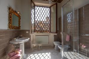 Kúpeľňa v ubytovaní Agriturismo Villa Ulivello in Chianti