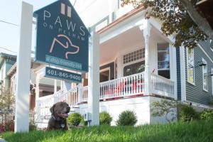 Gallery image of Paws on Pelham in Newport