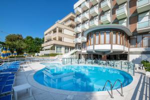 Swimming pool sa o malapit sa Residence Torretta