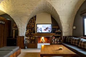 Gallery image of Urban Faqra Hotel in Kfardebian