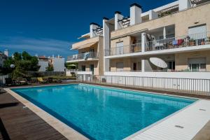 Πισίνα στο ή κοντά στο BmyGuest Santa Luzia Terrace Apartment