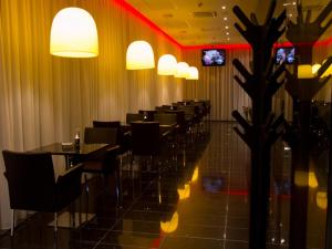 TV a/nebo společenská místnost v ubytování EA Hotel Tereziánský dvůr