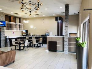 Restaurace v ubytování The Inn&suites SW Omaha