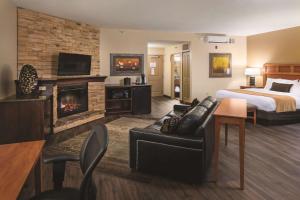 Afbeelding uit fotogalerij van Best Western Plus Bloomington Hotel in Bloomington