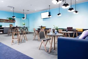 A seating area at Comwell Aarhus Dolce by Wyndham
