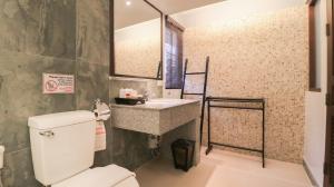 Koupelna v ubytování La Maison Hua Hin