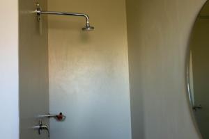 Ένα μπάνιο στο Stay at Friends Economic Rooms +31 φωτογραφίες