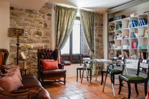 Zona de estar de YIT La Casona del Arco