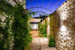 Jardín al aire libre en YIT La Casona del Arco