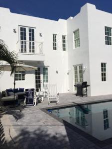 Palm Beach Charm Luxury Home! Home