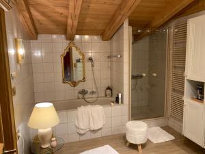 Kúpeľňa v ubytovaní Gästehaus Wimmer