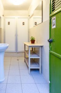 Phòng tắm tại Dragonfly Hostels Cusco