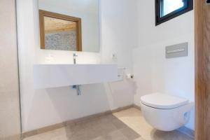 Kúpeľňa v ubytovaní Villa Can Batach-Nueva Construcción en Sóller