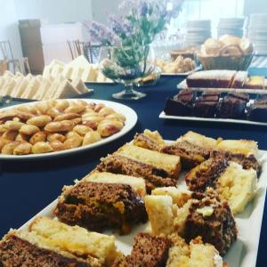 Makanan di atau berdekatan hotel
