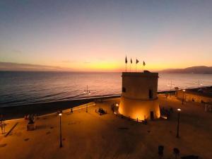 Ảnh trong thư viện ảnh của Ático con vistas al mar ở Balerma +15 ảnh