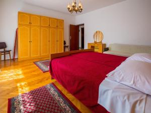 Posteľ alebo postele v izbe v ubytovaní Apartment DARINKA 1