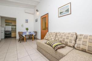 Kuchyň nebo kuchyňský kout v ubytování Apartments Mira