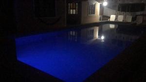 Bazén v ubytování Casa Hospedaje Playas nebo v jeho okolí