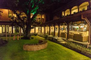 Aed väljaspool majutusasutust Gokarna Forest Resort Kathmandu