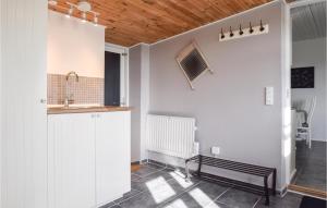 Fotografie z fotogalerie ubytování 3 Bedroom Stunning Home In Tranekær v destinaci Tranekær
