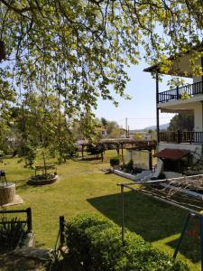 A garden outside Aitherial Summer House