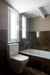 Koupelna v ubytování Hotel Astoria