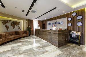 Lobby o reception area sa Renion Hills Hotel