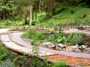 Ein Garten an der Unterkunft Ferienhof Schelchen