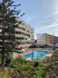 Piscina en o cerca de Calm, Cosy and Bright apartment renovated in playa del ingles- WiFi free