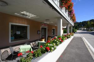Fotografie z fotogalerie ubytování Hotel Dolomiti v destinaci Vattaro