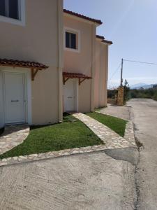 The building in which the holiday home is located