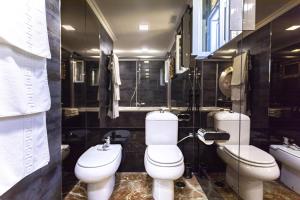 Apartamento Playa Centro Vistas Mar的一间浴室