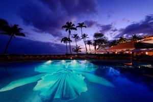 Bazén v ubytování Halekulani - NO RESORT FEE nebo v jeho okolí