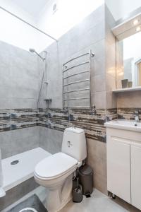 Kúpeľňa v ubytovaní Golden Rose ! Apartments Lviv