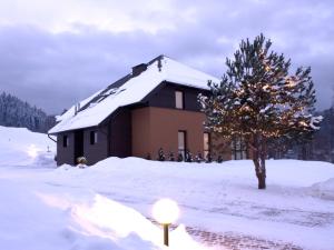 Obiekt Puenta Aparthotel zimą