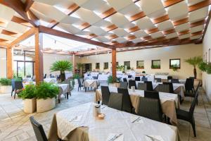 En restaurant eller et spisested på Gallipoli Resort