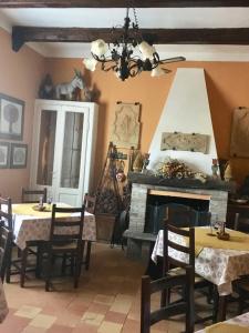 A restaurant or other place to eat at Il Biancospino