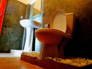 Bilik mandi di Pearl View Guesthouse