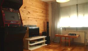 A television and/or entertainment centre at Casa Azahar