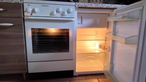 ラーデボイルにあるFerienhaus Nicolausのオーブン