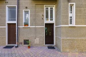 Budova, v ktorej sa apartmán nachádza