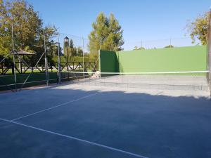 Tenis alebo squash v ubytovaní El Nogal alebo jeho okolí