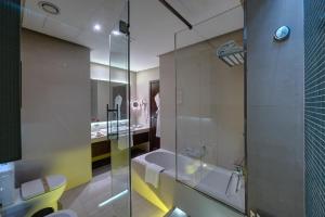 72 Hotel Sharjah的一间浴室